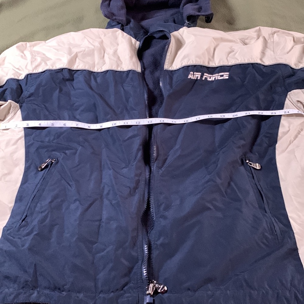 Men’s Air Force jacket w/ fleece lining. Armpit to armpit approx. 26 1/2 inches - Picture 13 of 14